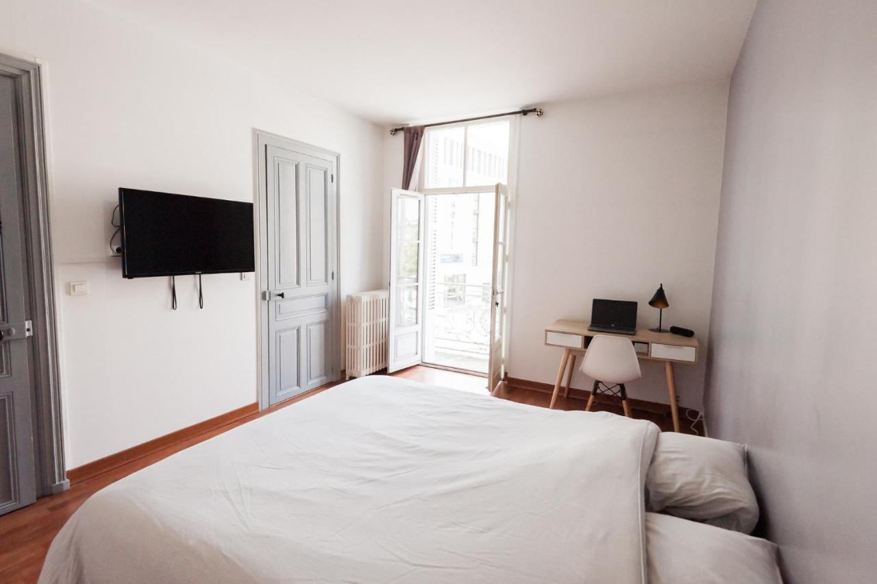 Le Neptune Apt 85M2 3Ch Appart Hotel Poitiers Exterior photo